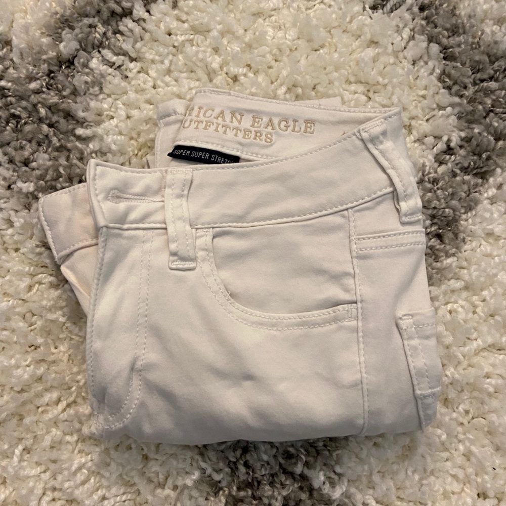 American Eagle White Jeans